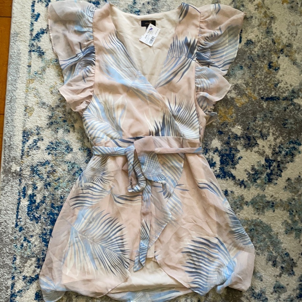 Tropical print wrap dress size large NWT NBW